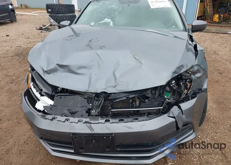 2017 Volkswagen Jetta 1.4T S из США, поврежденный, VIN 3VW2B7AJ2HM248243